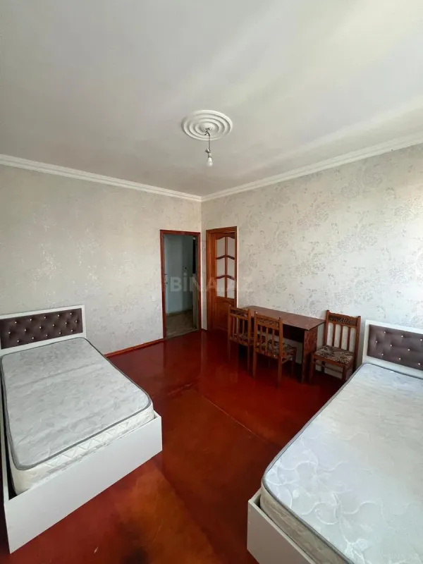 Kirayə verilir 2 otaqlı mənzil 45 m²