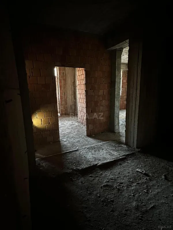 Satılır 2 otaqlı mənzil 80 m²