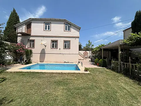 Kirayə verilir 4 otaqlı həyət evi 220 m² — Bakı, Novxanı 4 otaq 220.00 m²