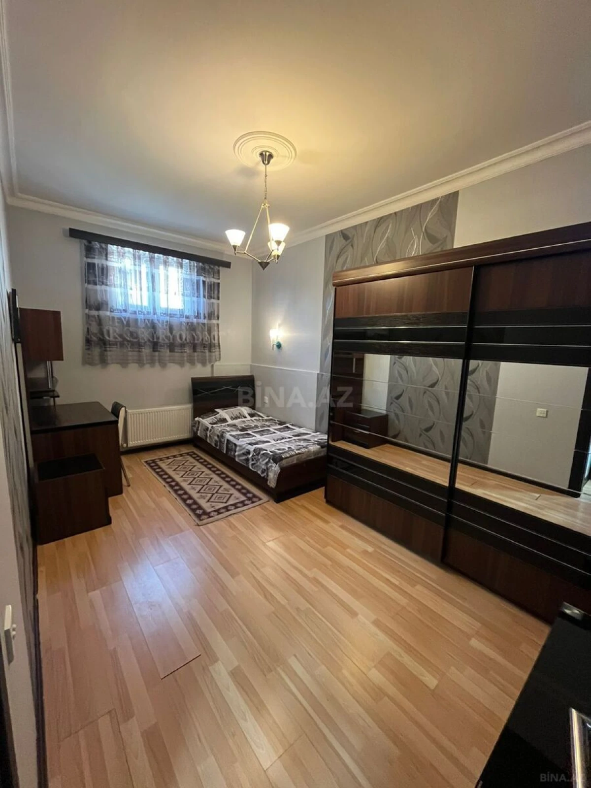 Kirayə verilir 4 otaqlı həyət evi 220 m²