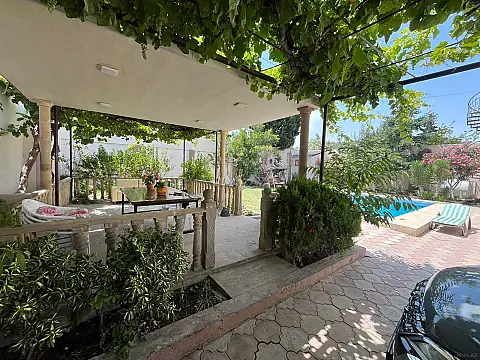 Kirayə verilir 4 otaqlı həyət evi 220 m²