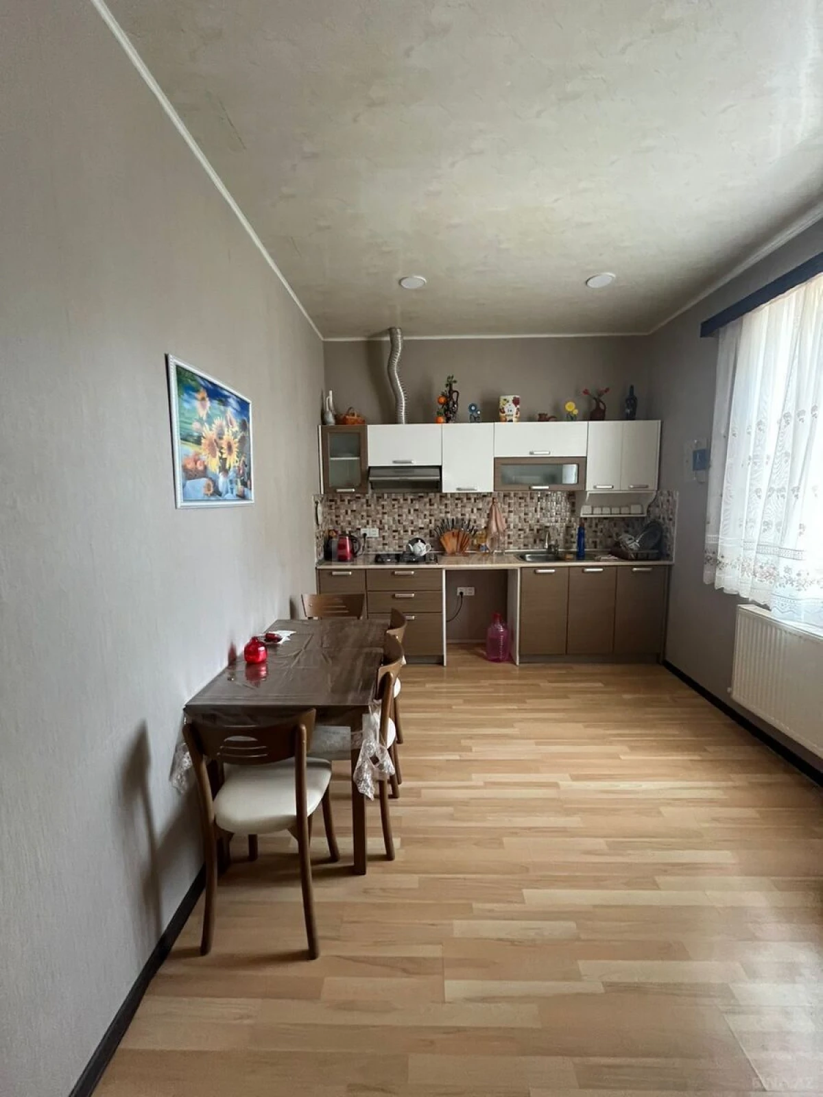 Kirayə verilir 4 otaqlı həyət evi 220 m²