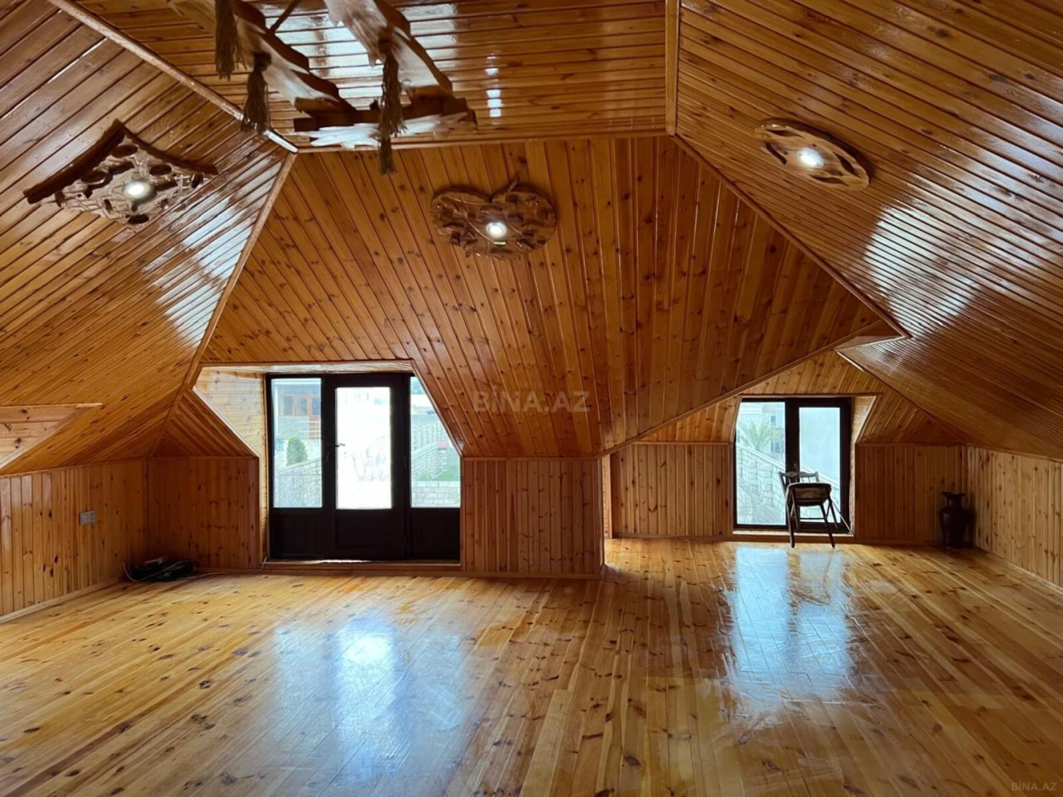 Kirayə verilir 4 otaqlı həyət evi 200 m²