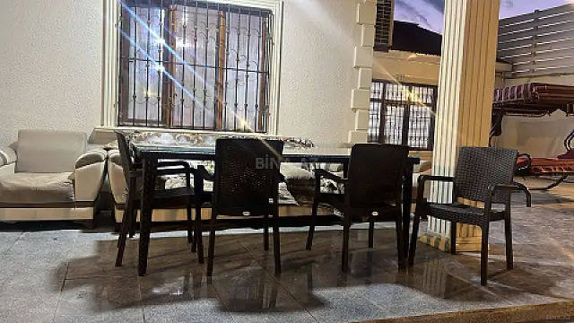 Kirayə verilir 4 otaqlı həyət evi 200 m²