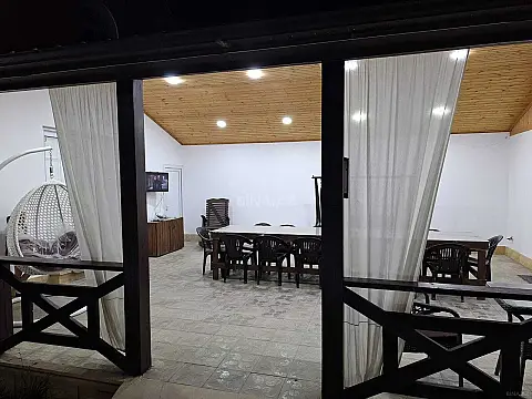 Kirayə verilir 4 otaqlı həyət evi 200 m²