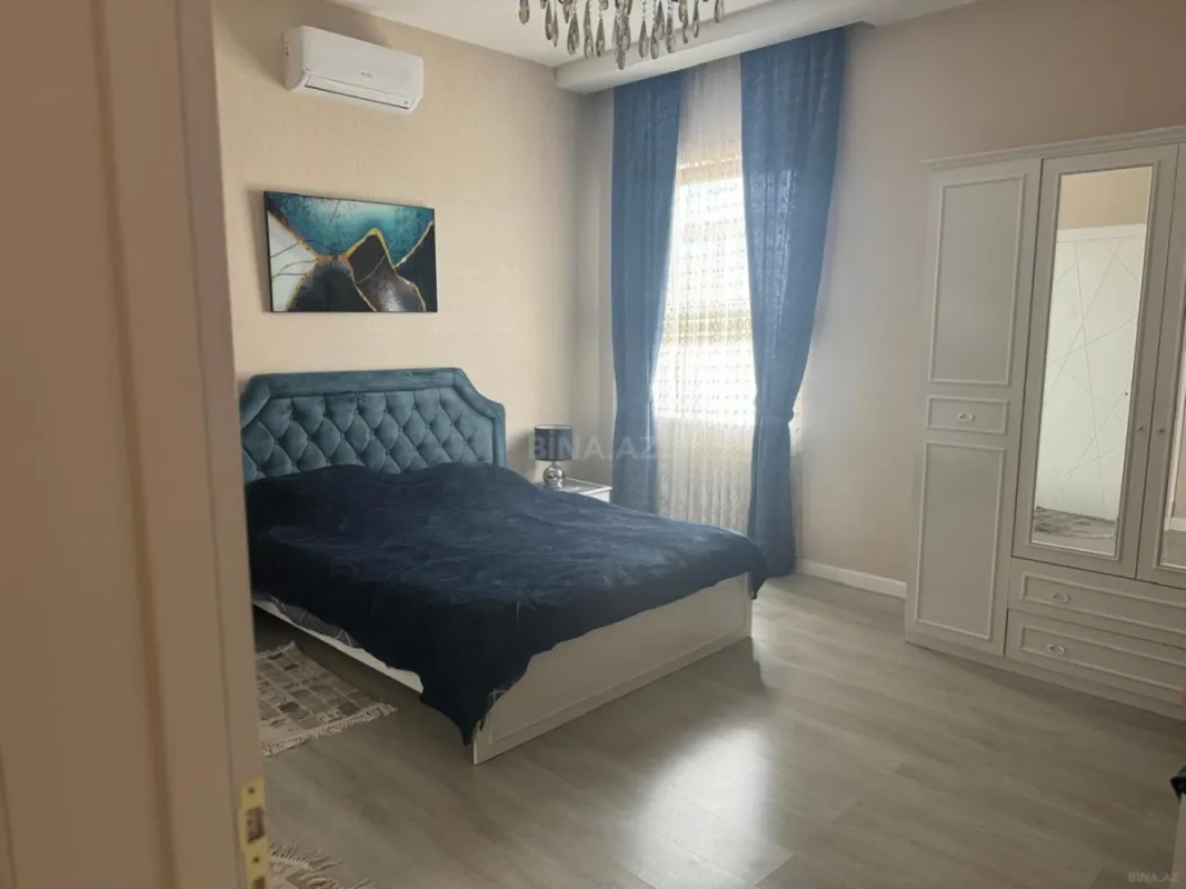 Kirayə verilir 4 otaqlı həyət evi 200 m²