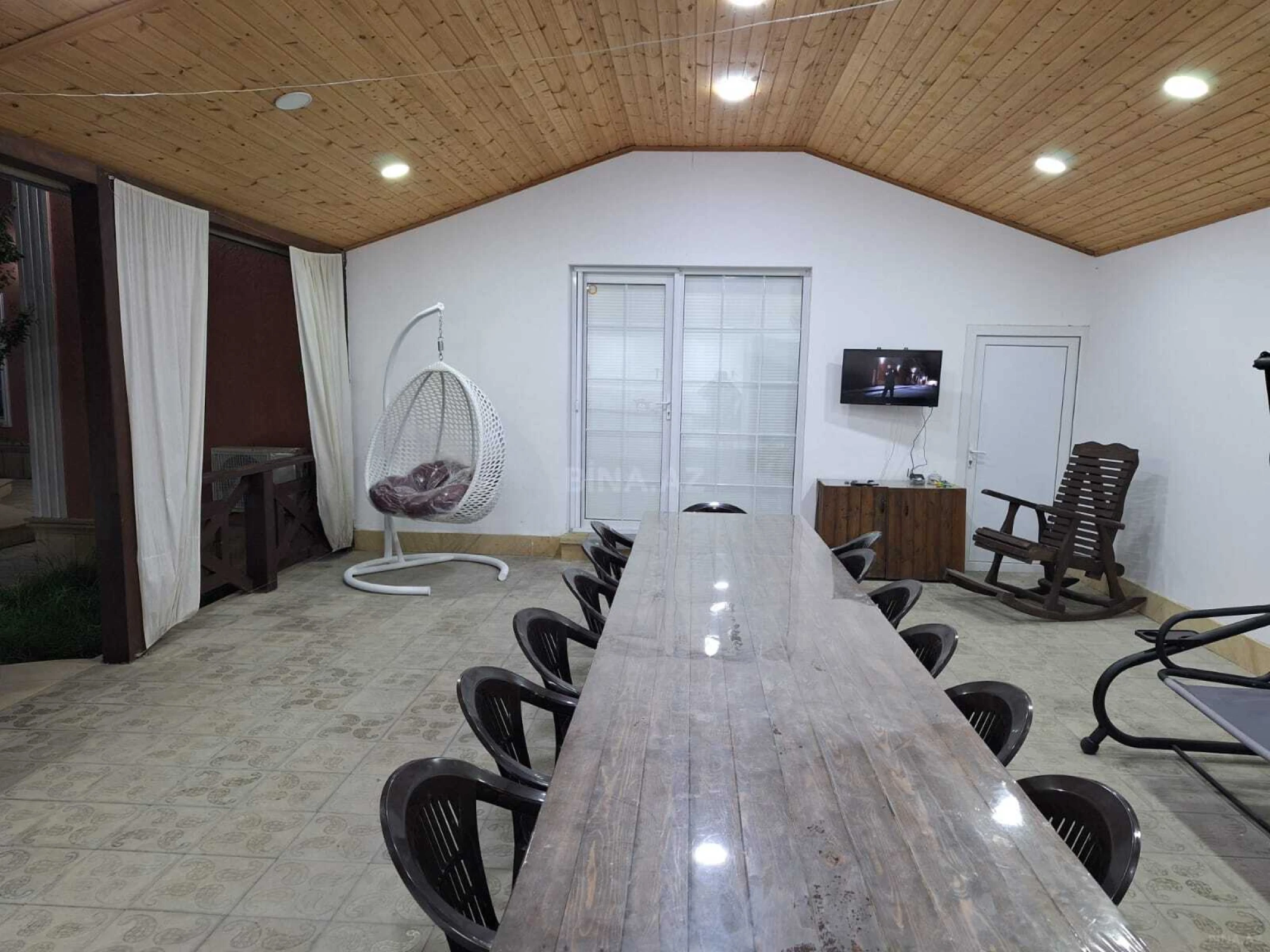 Kirayə verilir 4 otaqlı həyət evi 200 m²