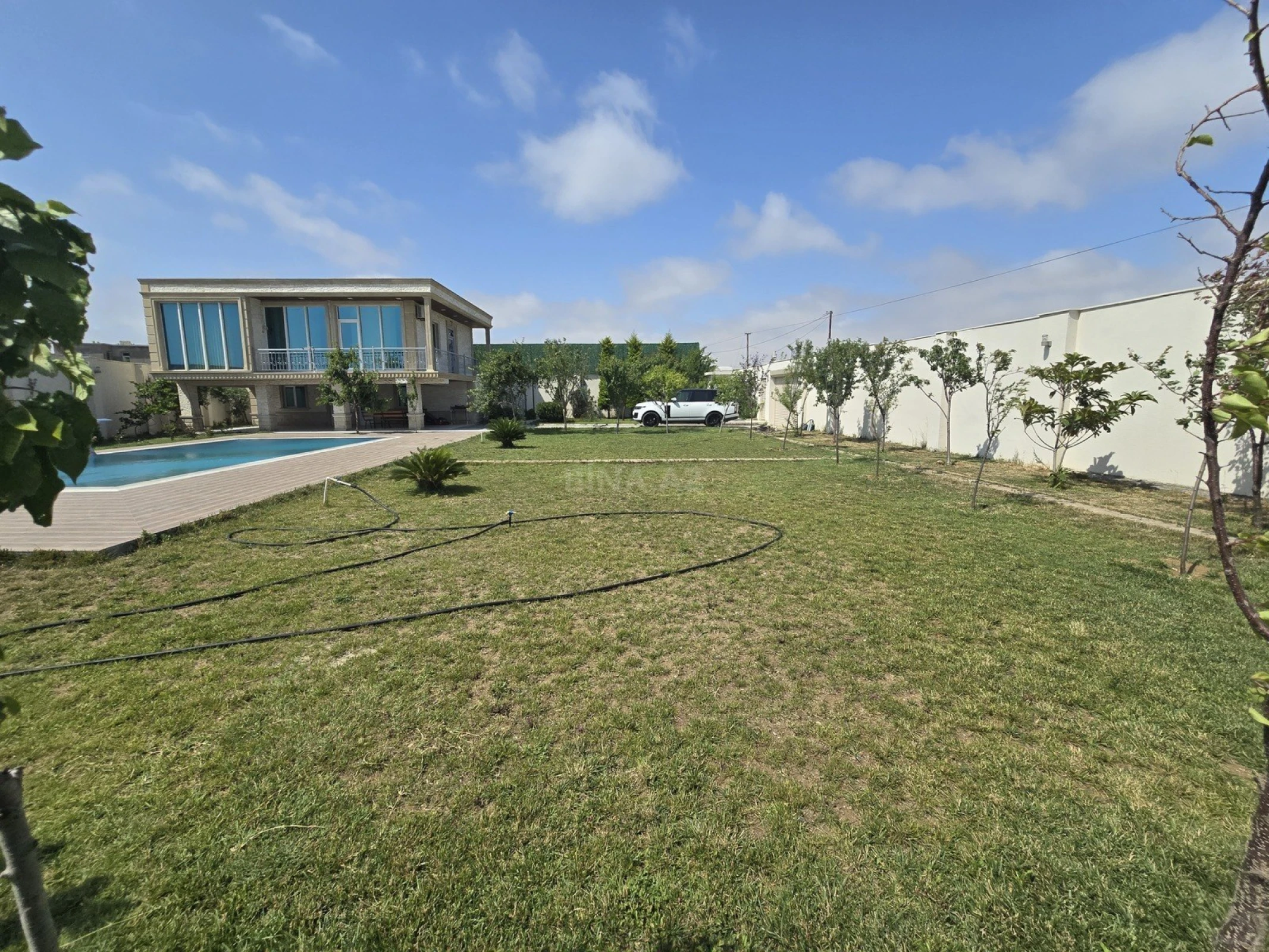 Kirayə verilir 4 otaqlı həyət evi 220 m²