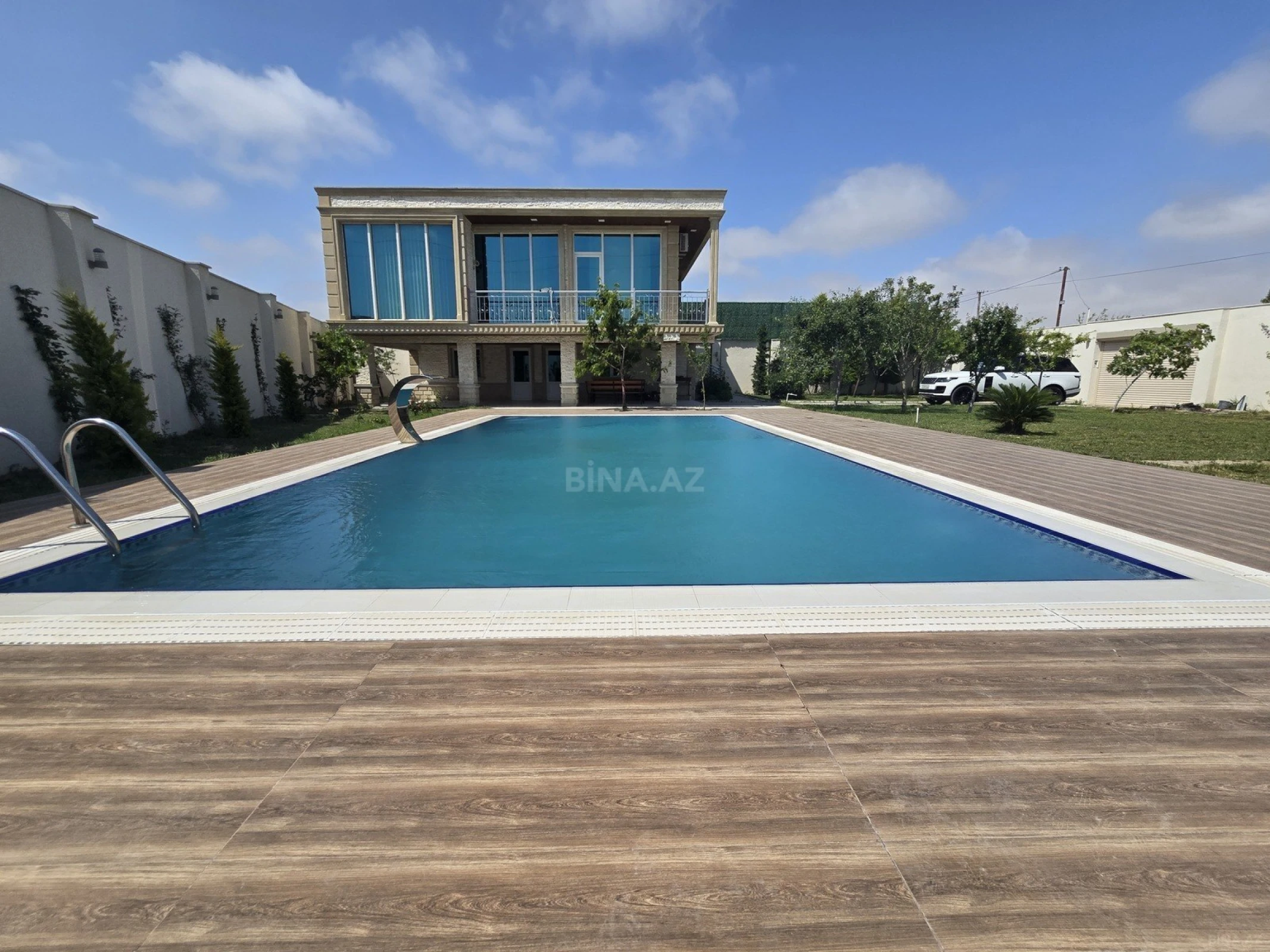 Kirayə verilir 4 otaqlı həyət evi 220 m²