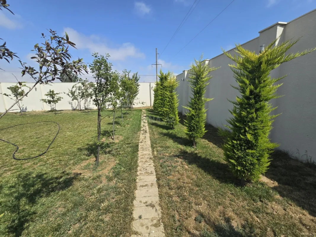 Kirayə verilir 4 otaqlı həyət evi 220 m²