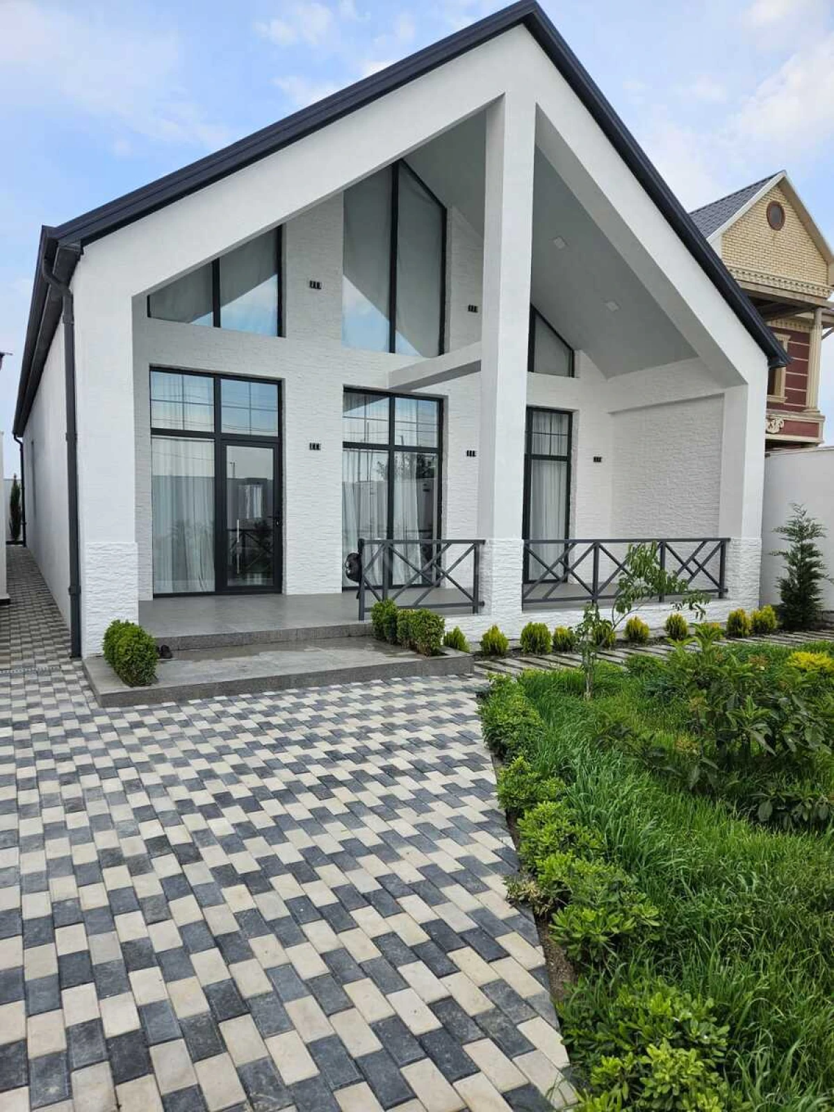 Satılır 4 otaqlı həyət evi 125 m²