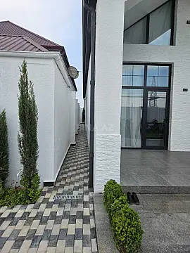 Satılır 4 otaqlı həyət evi 125 m²