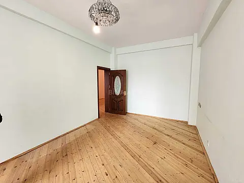 Satılır 3 otaqlı mənzil 89 m²