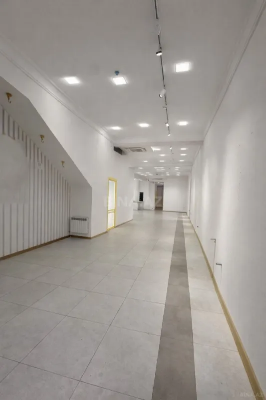 Kirayə verilir 1 otaqlı ofis 160 m²