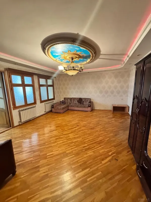 Satılır 3 otaqlı mənzil 80 m²