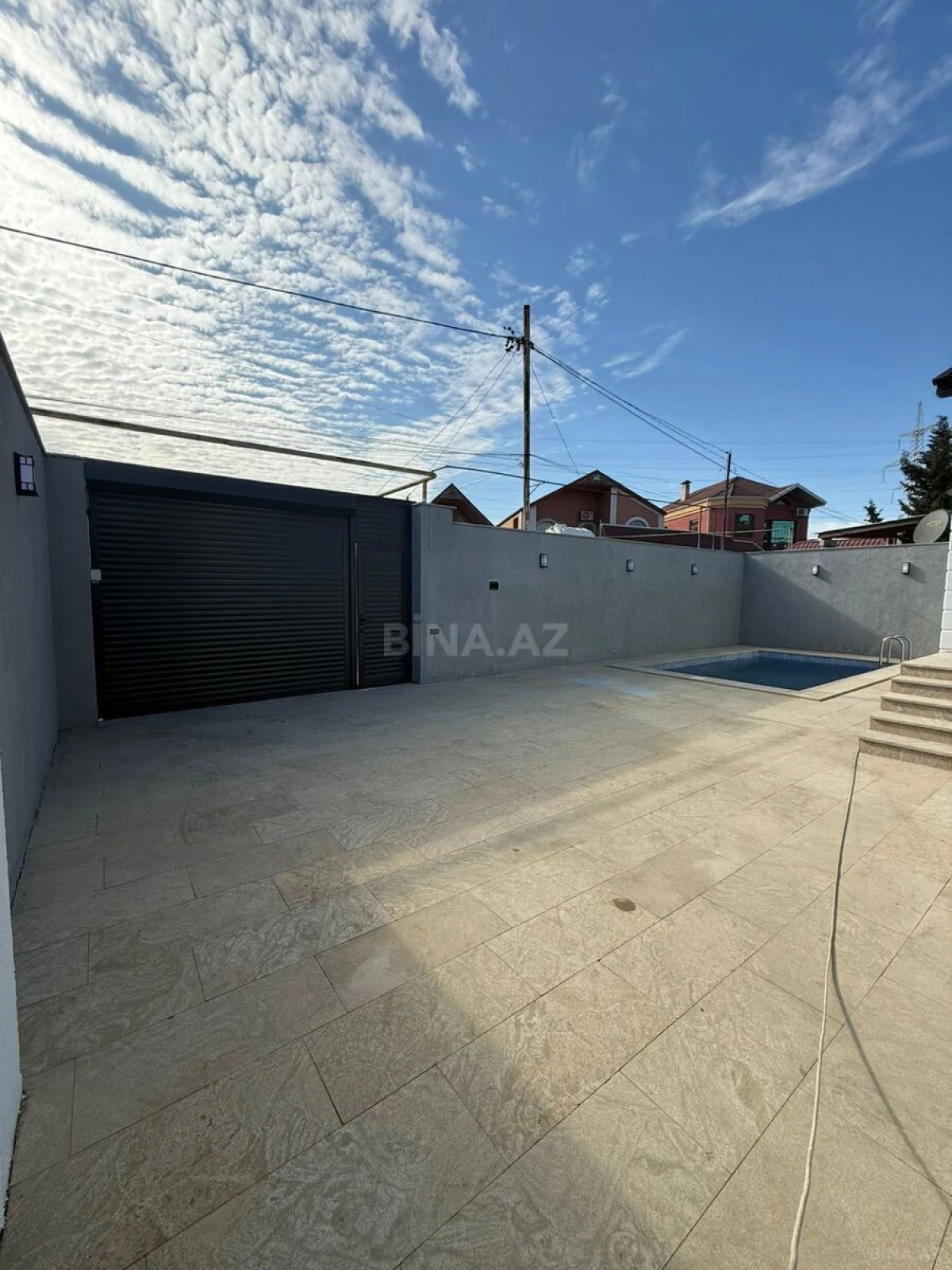 Satılır 4 otaqlı həyət evi 130 m²