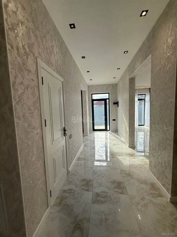 Satılır 4 otaqlı həyət evi 130 m²