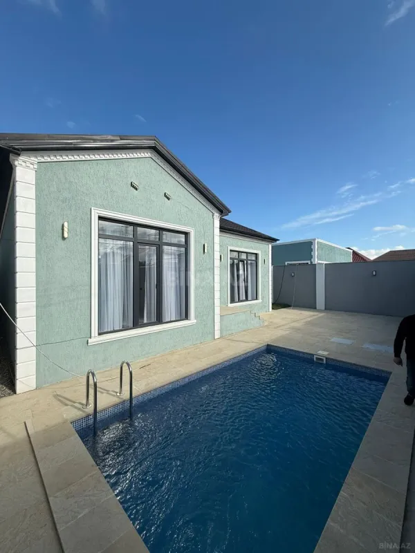 Satılır 4 otaqlı həyət evi 130 m²