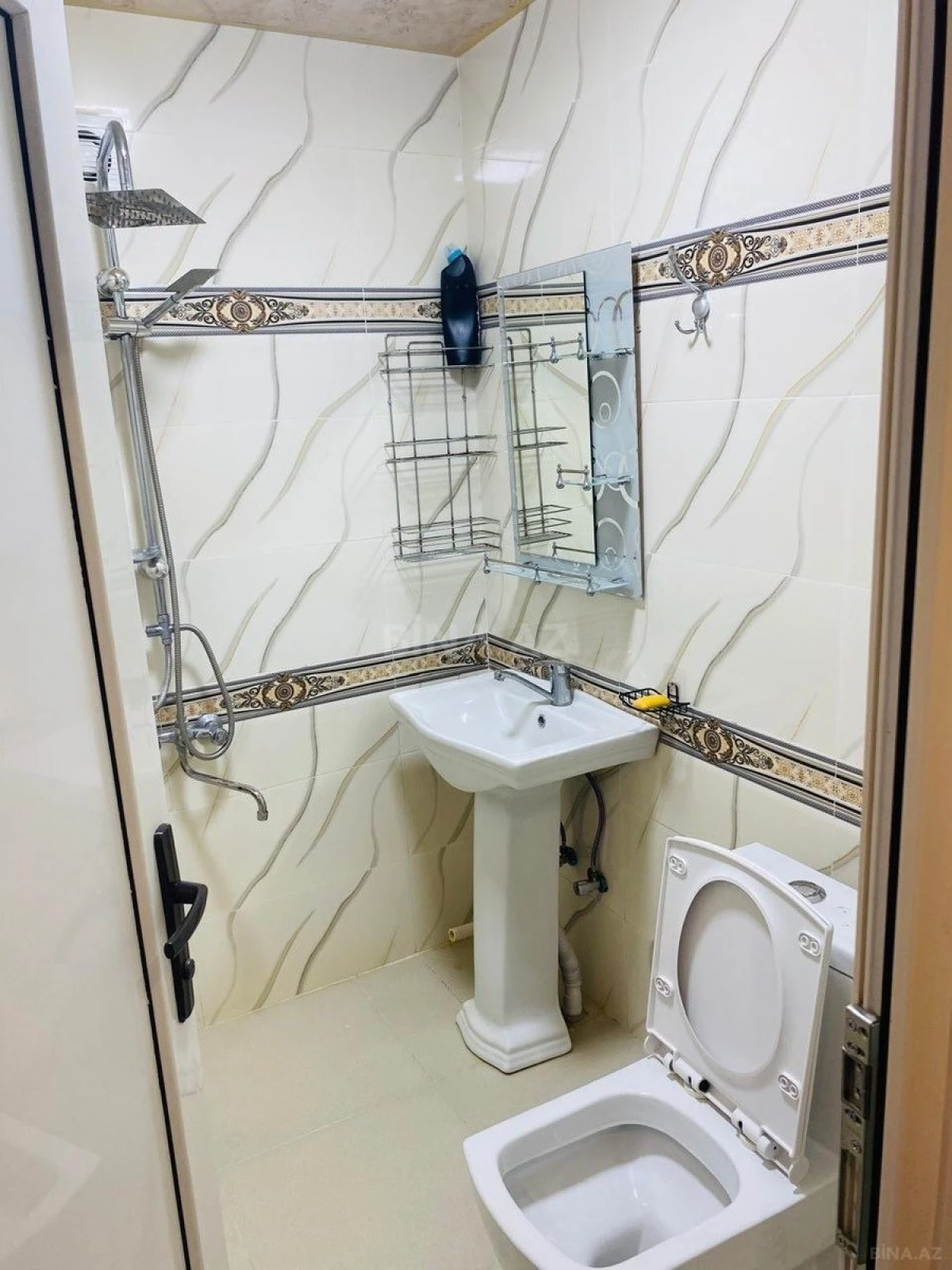 Kirayə verilir 3 otaqlı mənzil 50 m²