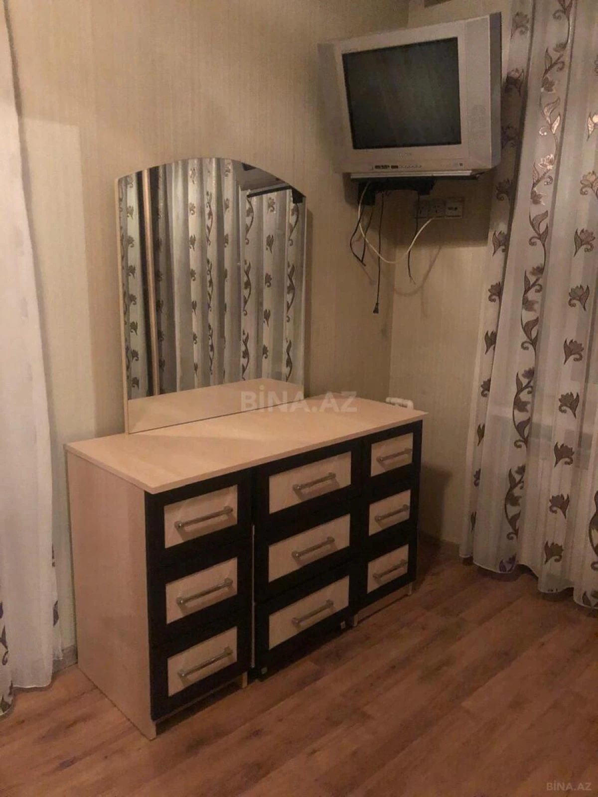 Satılır 3 otaqlı mənzil 85 m²