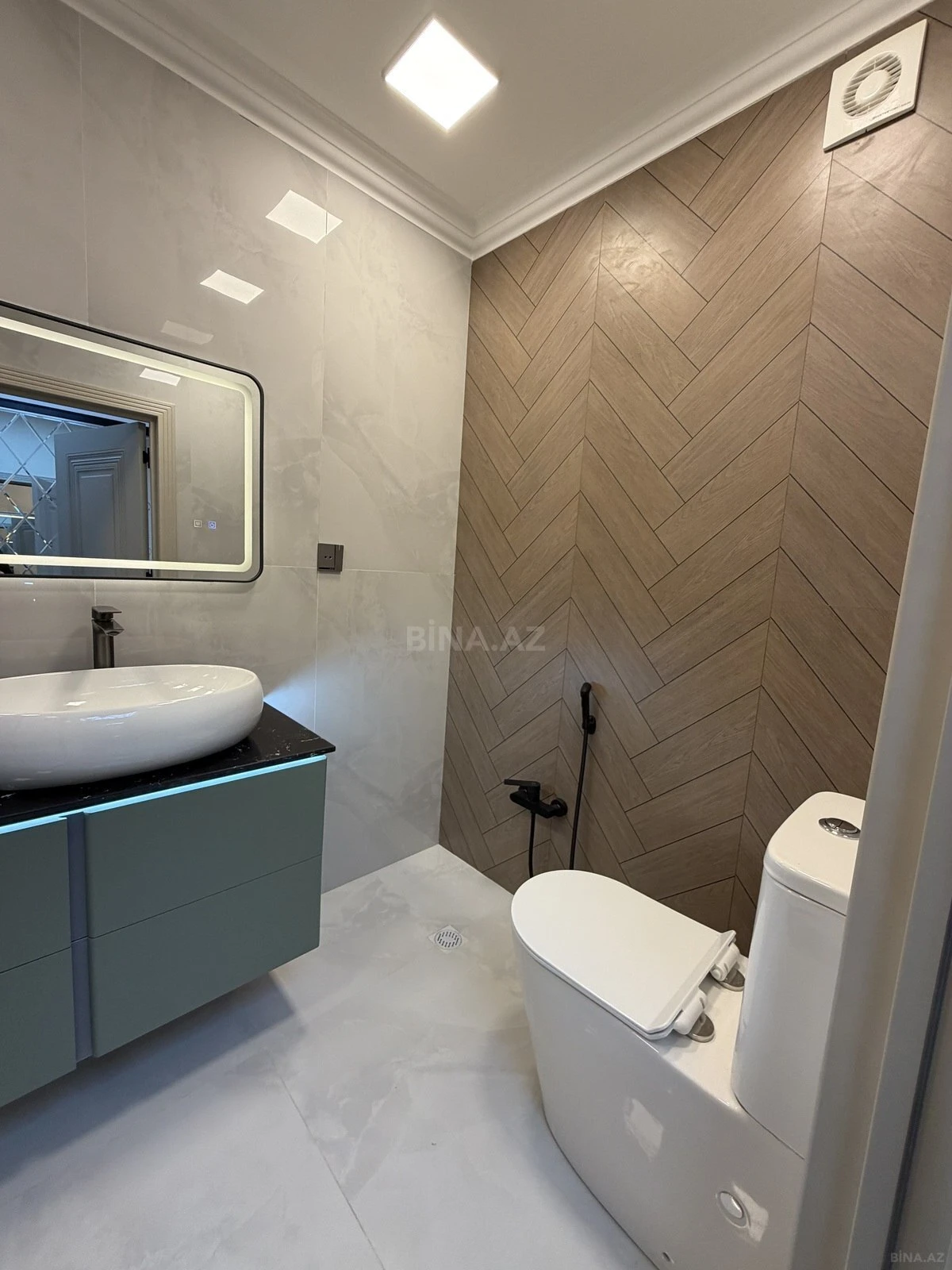 Satılır 3 otaqlı mənzil 100 m²