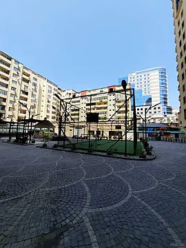 Satılır 3 otaqlı mənzil 108 m²