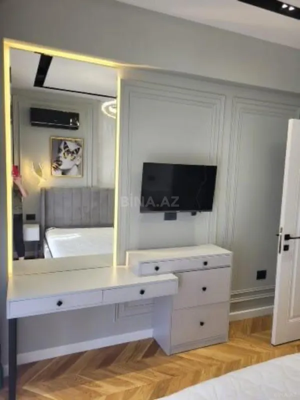 Kirayə verilir 2 otaqlı mənzil 70 m²