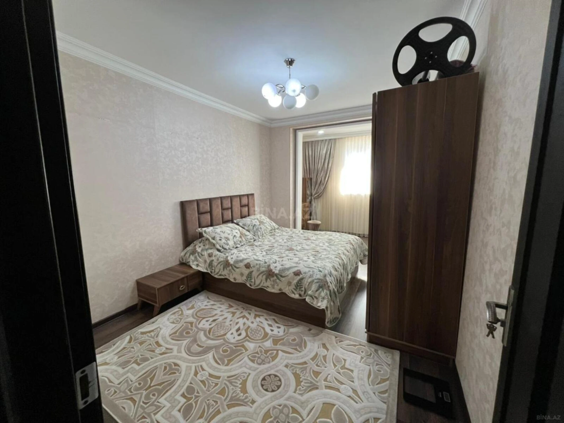 Satılır 2 otaqlı mənzil 60 m²