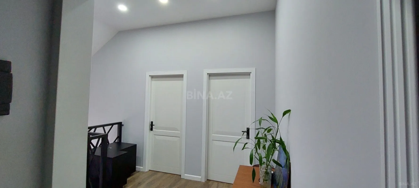 Satılır 4 otaqlı həyət evi 160 m²