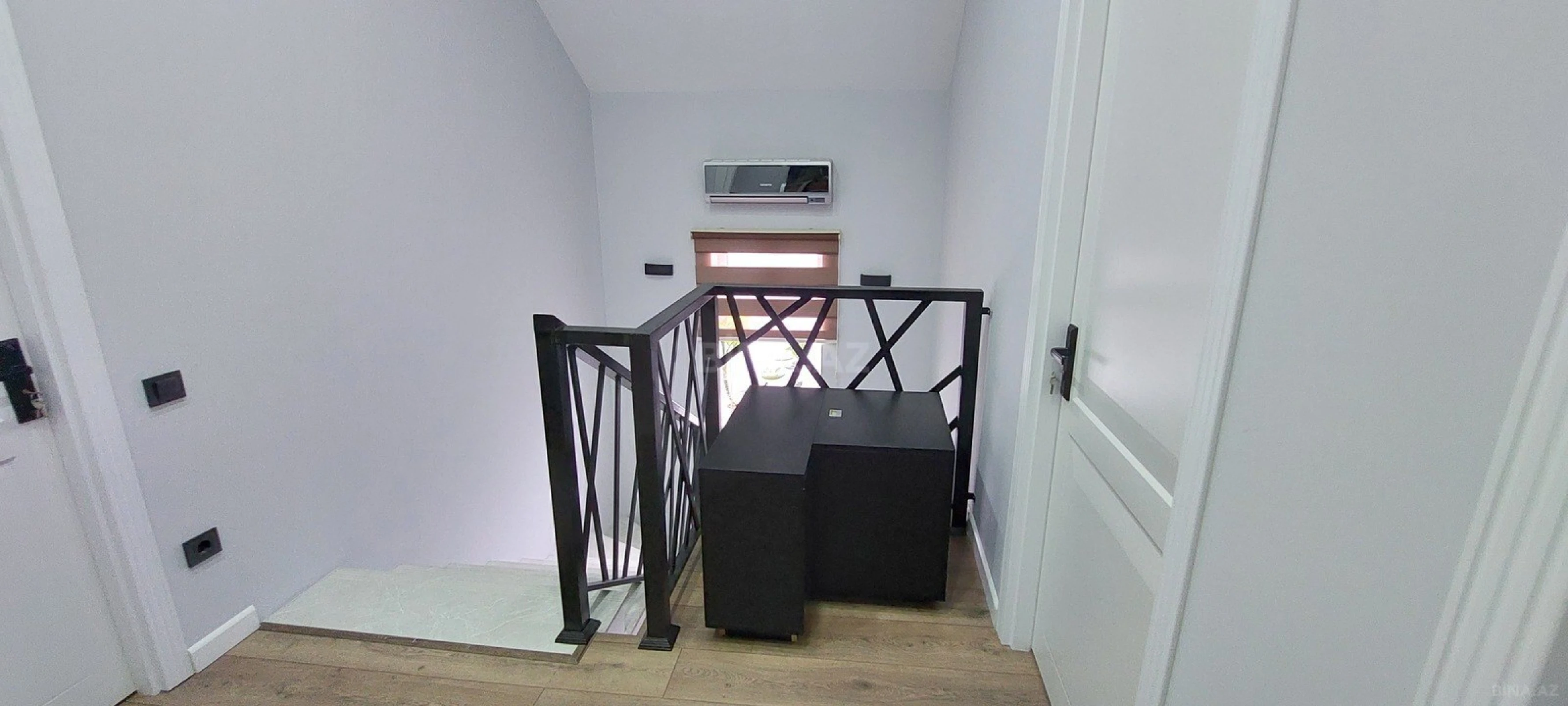 Satılır 4 otaqlı həyət evi 160 m²