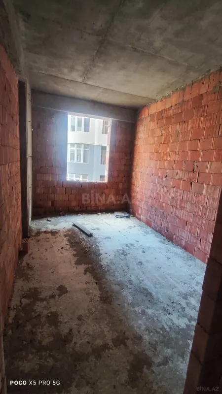 Satılır 2 otaqlı mənzil 60.7 m²