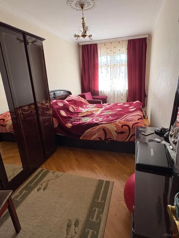 Satılır 2 otaqlı mənzil 44.4 m²