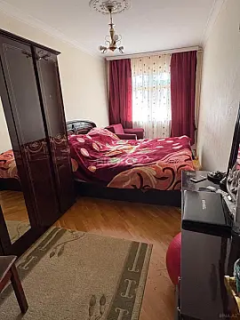 Satılır 2 otaqlı mənzil 44.4 m²