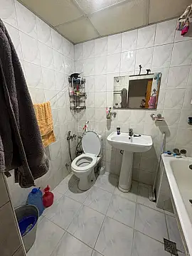 Satılır 2 otaqlı mənzil 44.4 m²