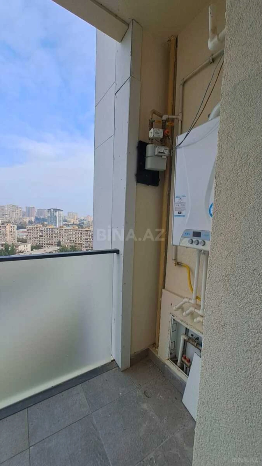 Kirayə verilir 3 otaqlı mənzil 95 m²