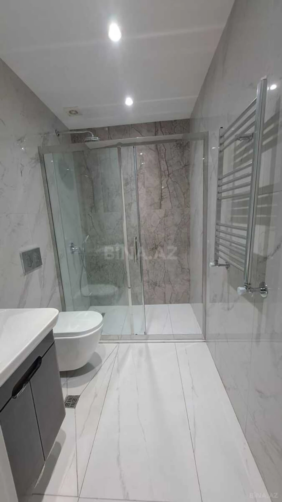 Kirayə verilir 3 otaqlı mənzil 95 m²