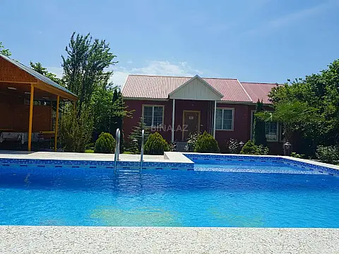 Kirayə verilir 3 otaqlı həyət evi 100 m² — Qəbələ 3 otaq 100.00 m²