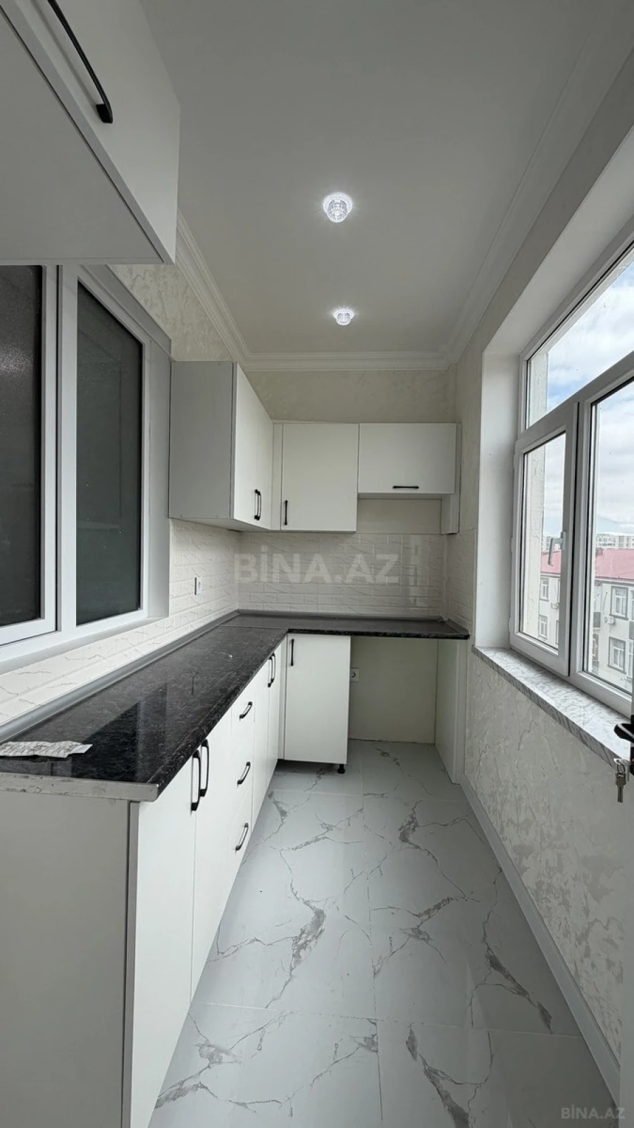 Satılır 2 otaqlı mənzil 44 m²