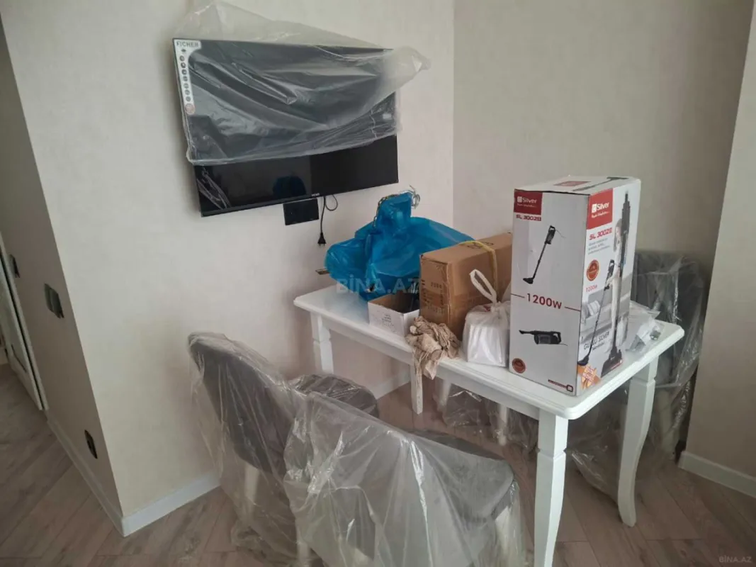 Kirayə verilir 2 otaqlı mənzil 60 m²