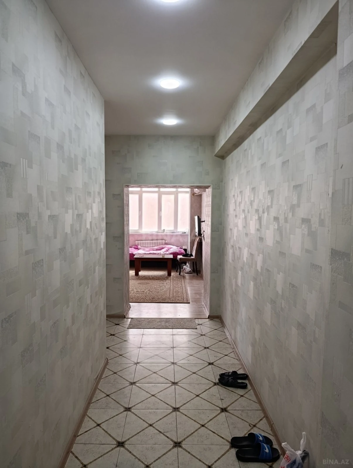 Satılır 2 otaqlı mənzil 65 m²