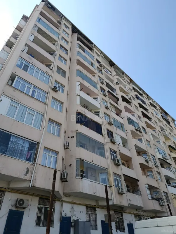 Satılır 2 otaqlı mənzil 65 m²
