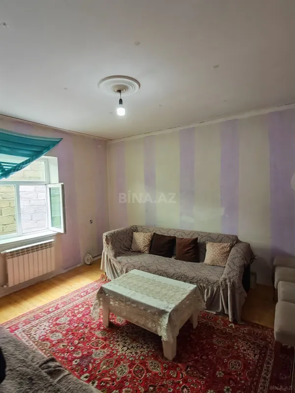 Satılır 4 otaqlı həyət evi 140 m²
