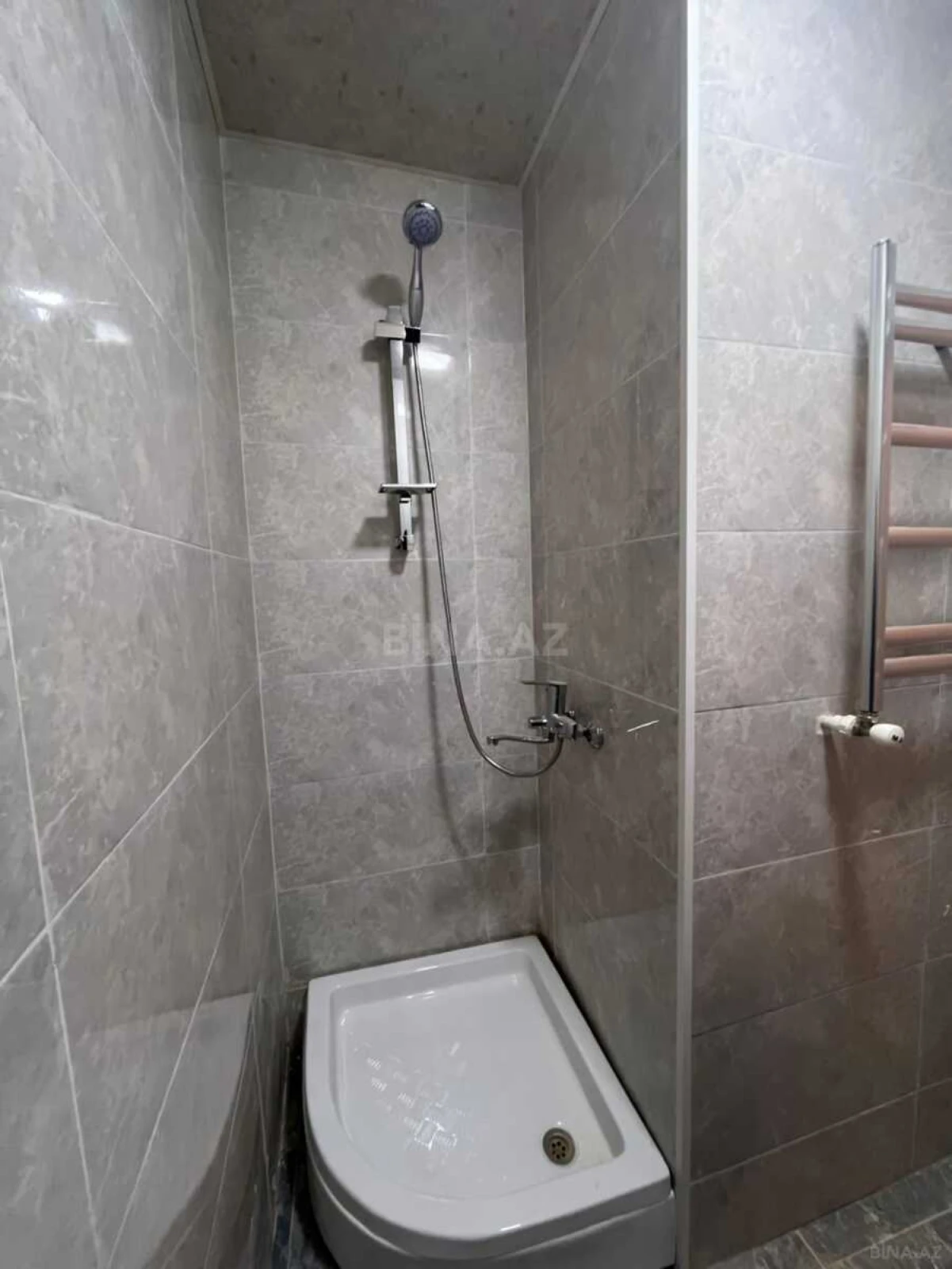 Kirayə verilir 2 otaqlı mənzil 55 m²