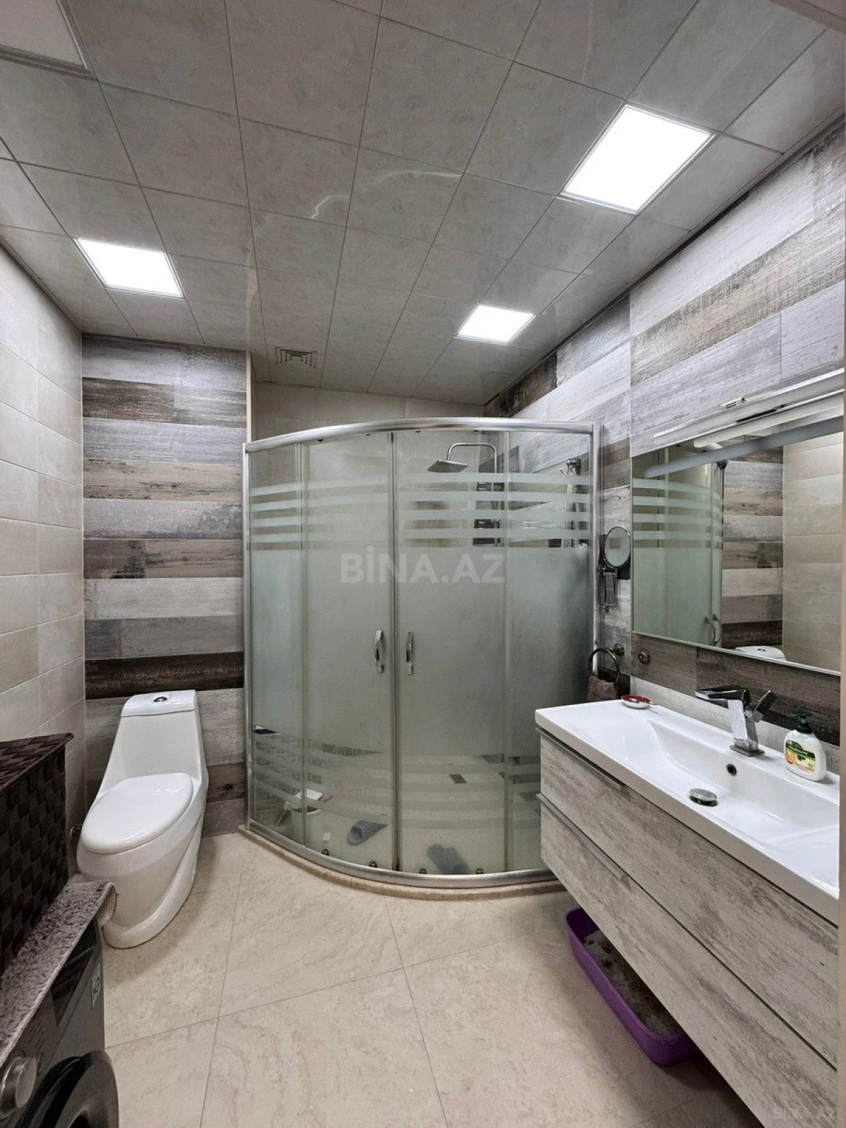 Satılır 4 otaqlı mənzil 220 m²