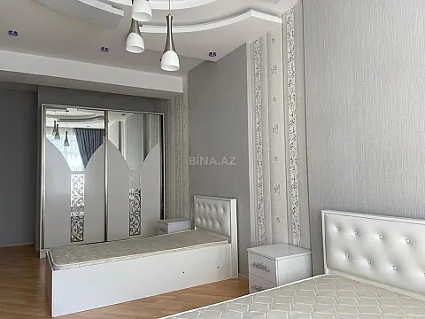 Kirayə verilir 3 otaqlı mənzil 150 m²