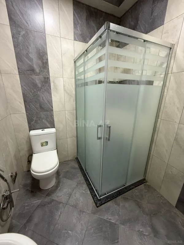 Kirayə verilir 3 otaqlı mənzil 150 m²