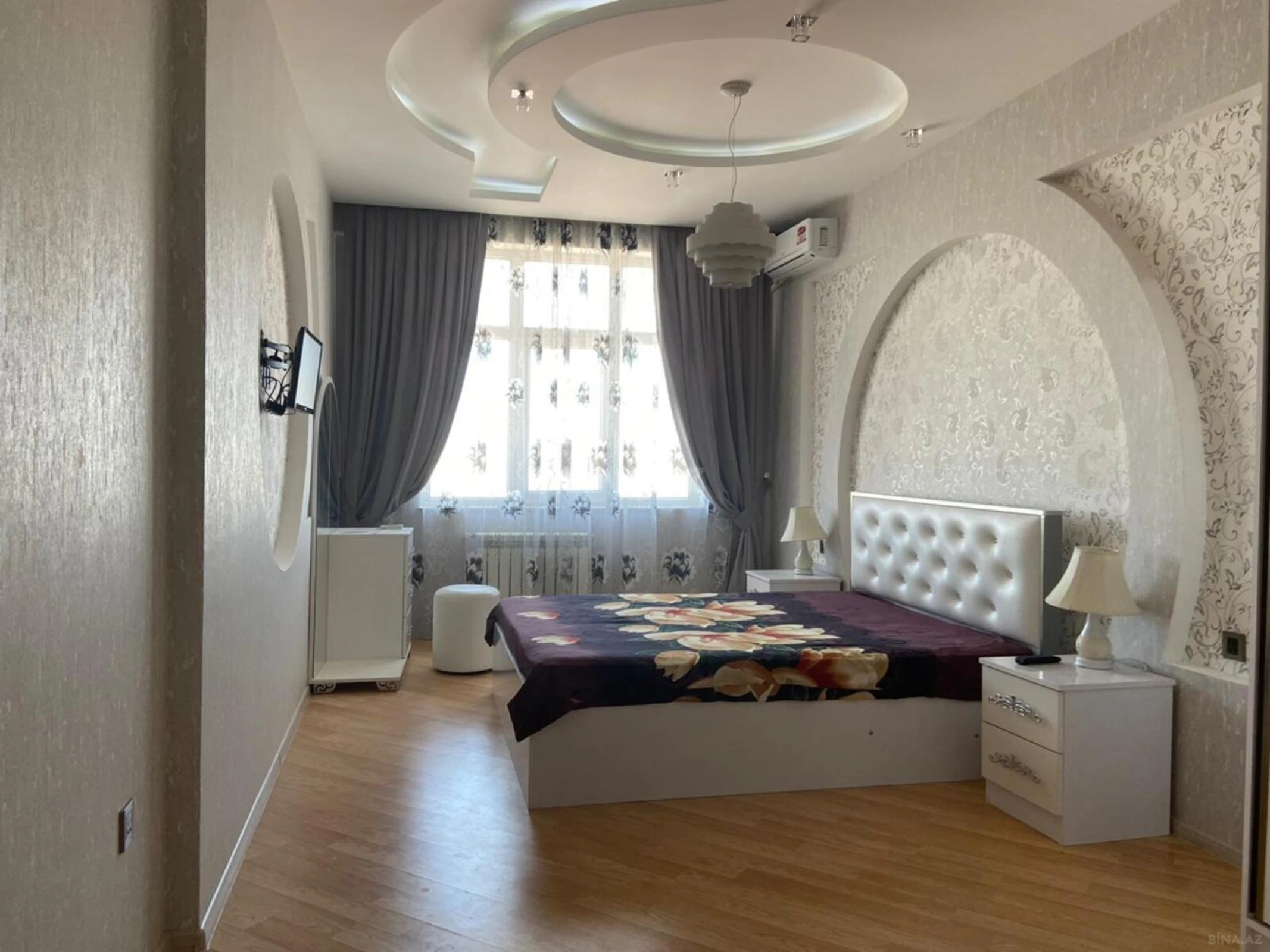 Kirayə verilir 3 otaqlı mənzil 150 m²