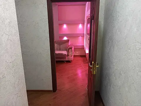 Kirayə verilir 2 otaqlı mənzil 53 m²