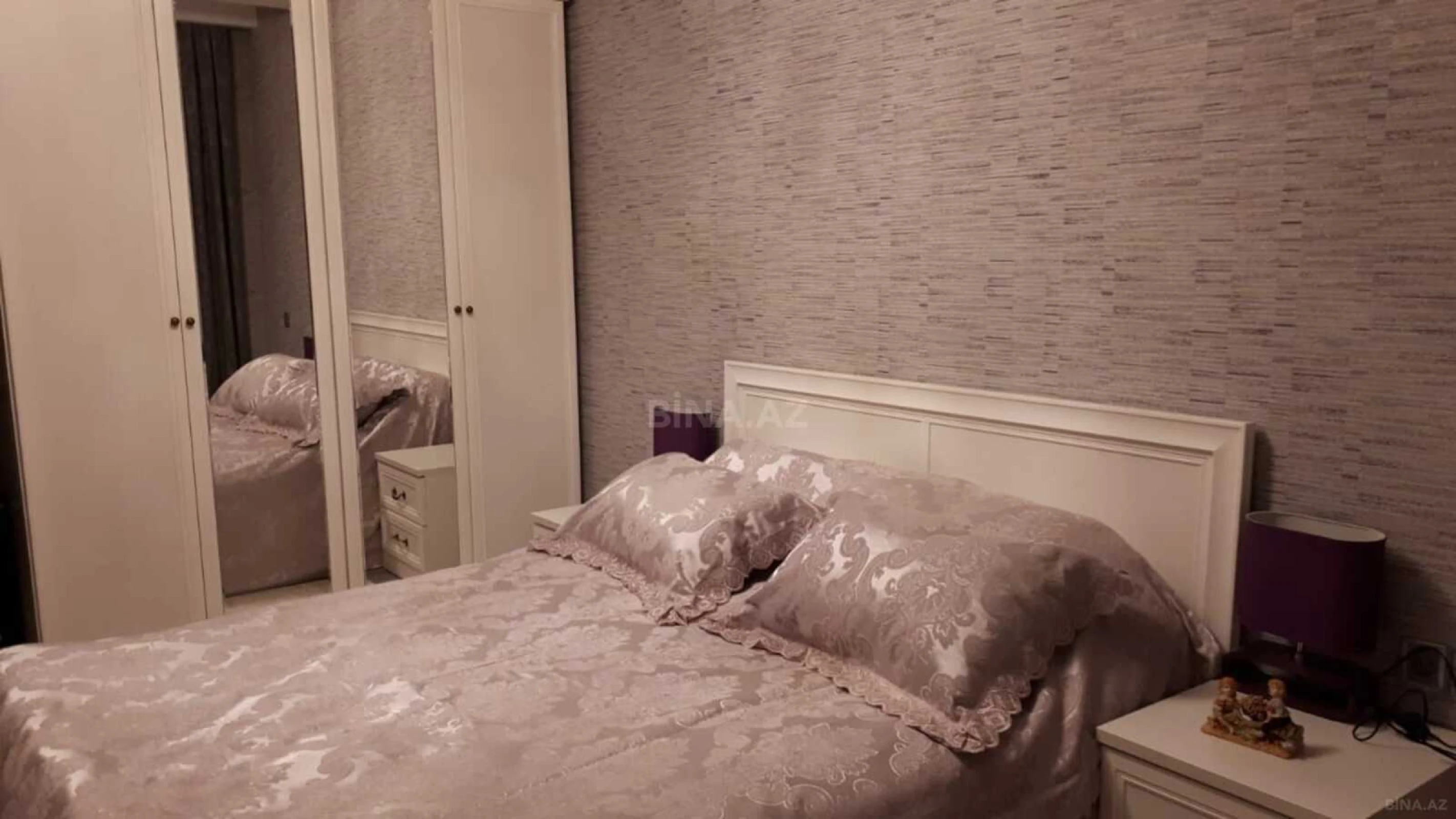 Satılır 3 otaqlı mənzil 76 m²