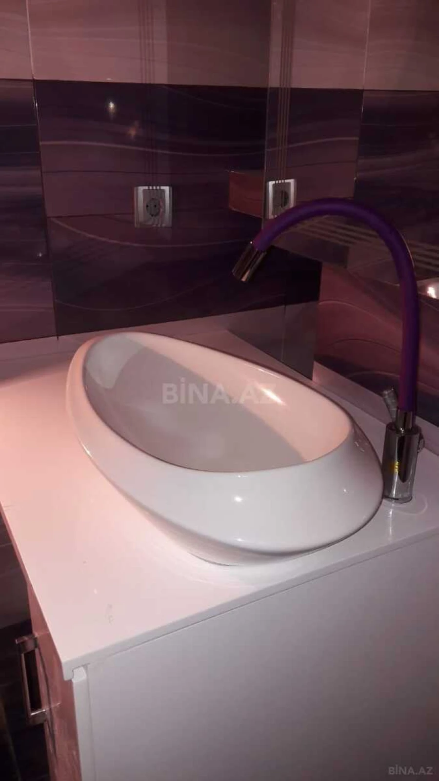 Satılır 3 otaqlı mənzil 76 m²